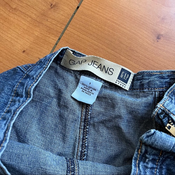 Gap Factory Denim Skirt 2004 Vintage Sz 1 Flare Panel with Side Zip - Picture 2 of 4